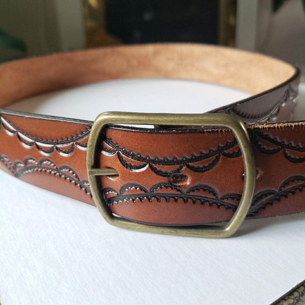 Vintage USA Genuine Leather Full Grain Cowhide Hand Tooled Western Leather Belt